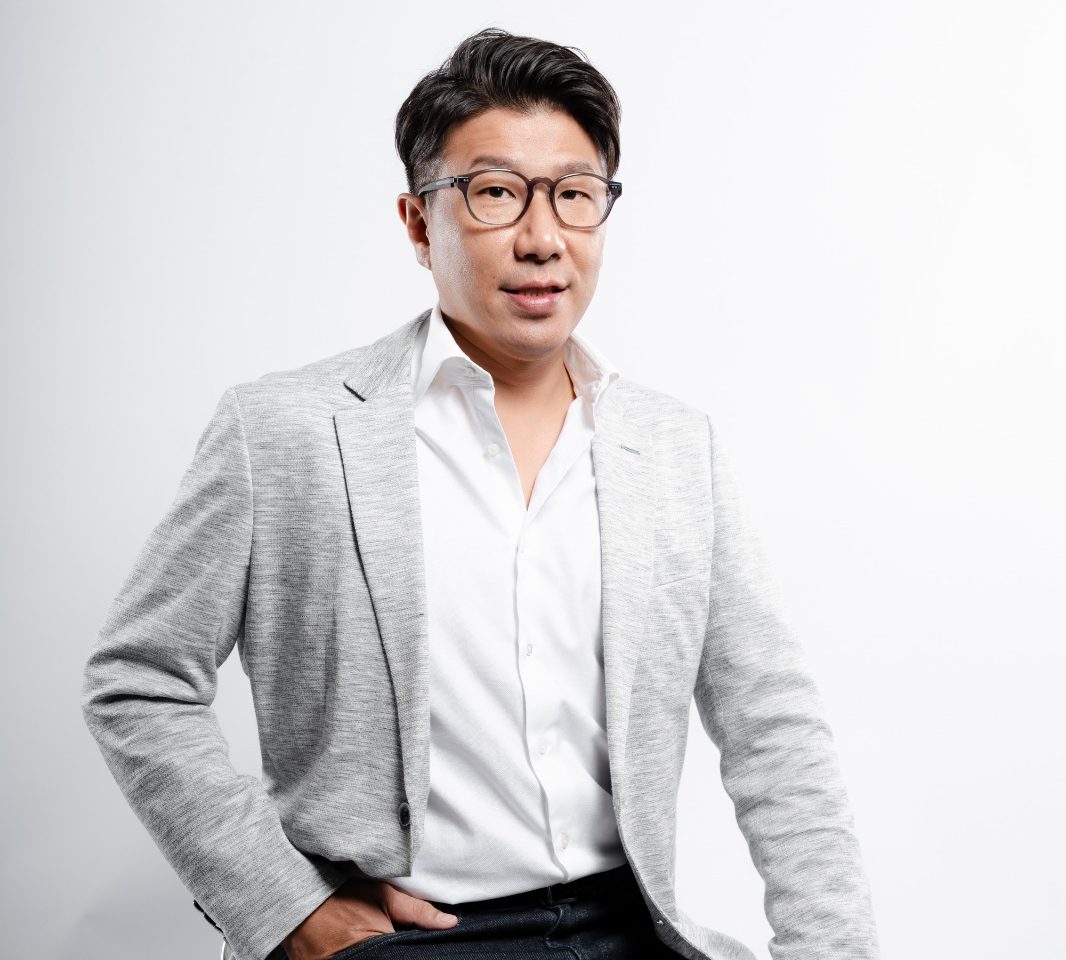 Mr Junichiro Waide